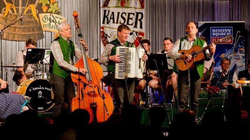 Gstanzlsingen in Brauerei Kaltenhausen