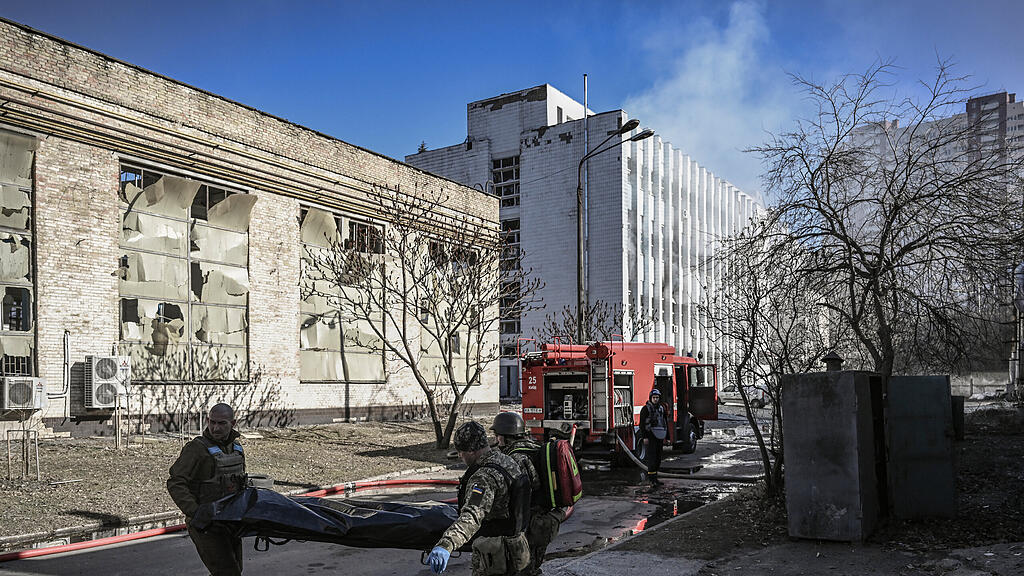 Ukraine-Krieg, Tag 28: Zerst\u00f6rung in Kiew