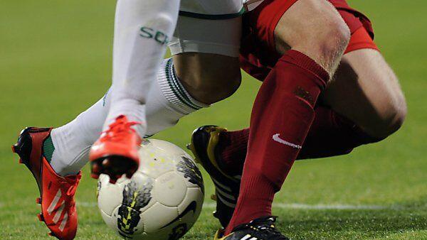 Sieg im London-Derby gegen Watford vor 82.000 Fans