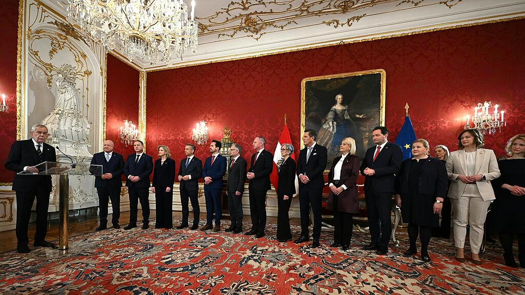 Angelobung der Dreierkoalition, Bundesregierung