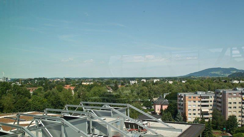 Panoramabar erweitert Stadtbibliothek