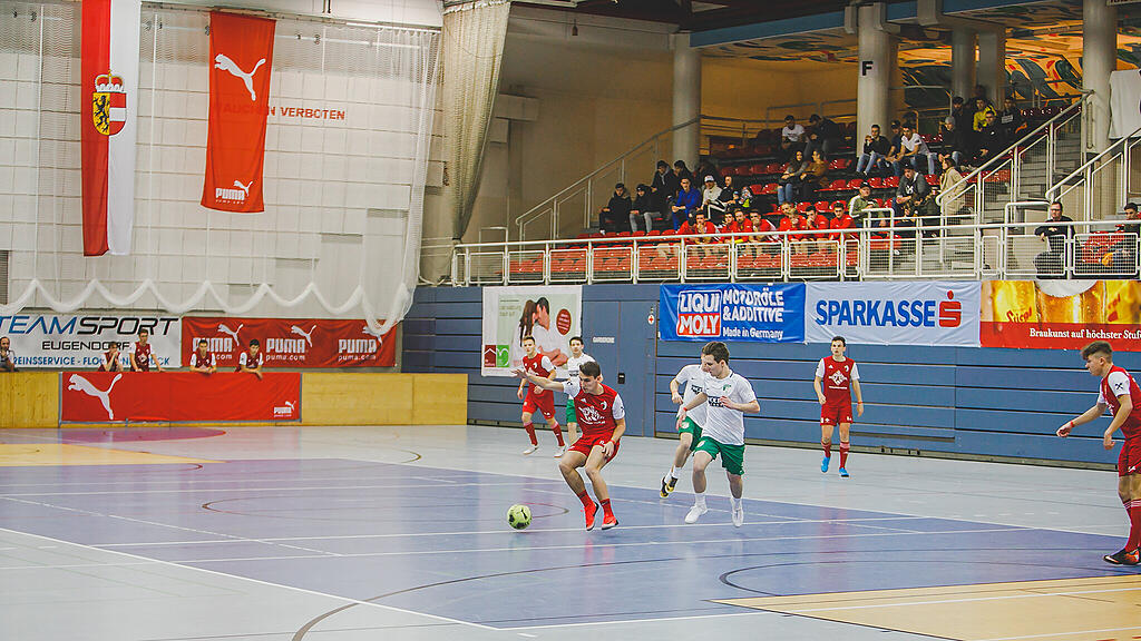 Salzburger Stier, Hallenfußball