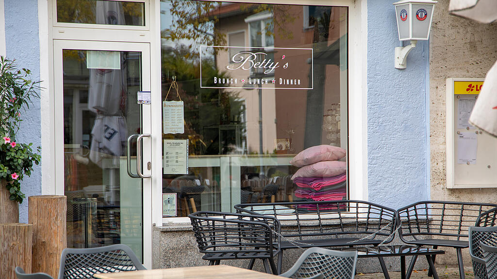 Leere Stra\u00dfen in Freilassing