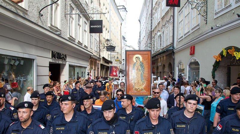 1.000-Kreuze-Marsch der Abtreibungsgegner