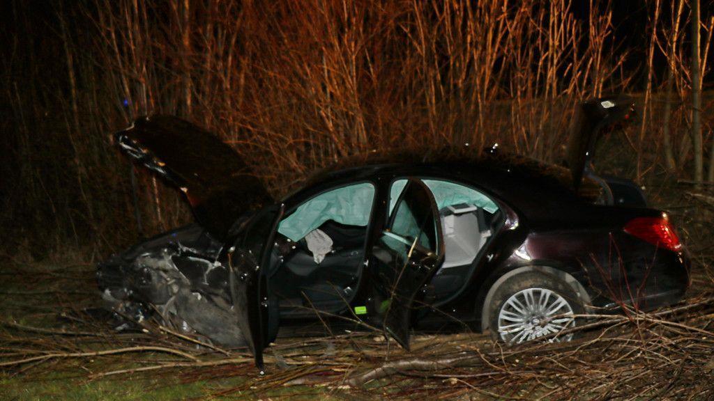 Frontalcrash auf B156 in Acharting