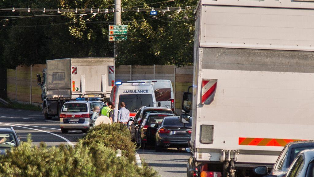 Auffahrunfall auf der Münchner Bundesstraße