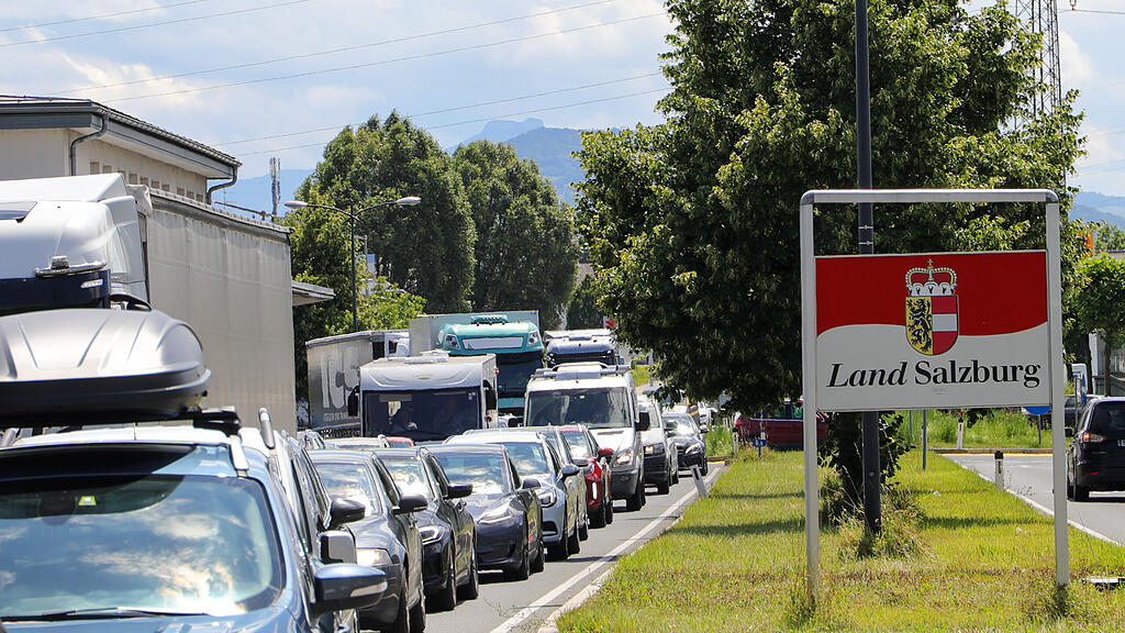 Stau Grenzkontrollen Münchner Bundesstraße