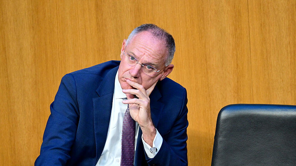 Karner verspricht Kommissionsbericht