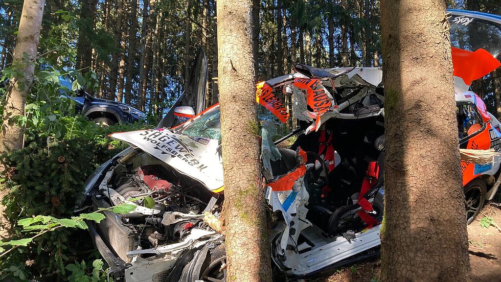 ZWEI VERLETZTE BEI "HIRTER RALLYE" IN ST. VEIT IN KÄRNTEN