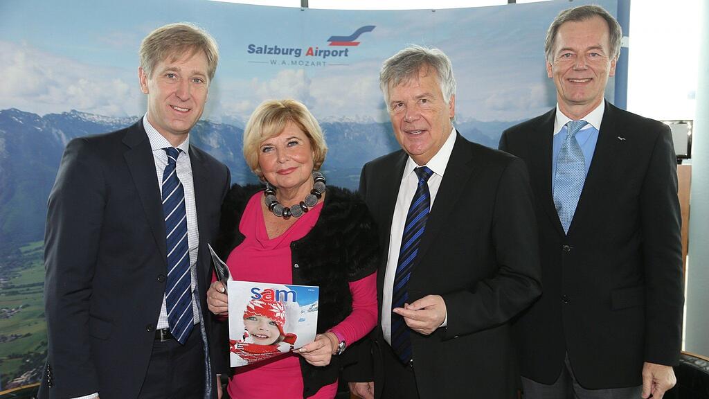 Peter Oncken (Geschäftsführer InterSky), Renate Moser (Geschäftsführerin InterSky), Hans Rudolf Wöhrl (Gesellschafter) und Roland Hermann (Flughafendirektor Salzburg) (v.li.n.re.) präsentierten die neue Verbindung.