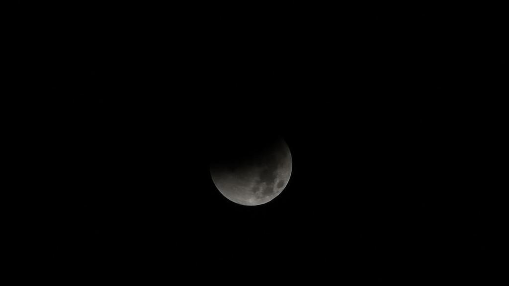 Super-Blutmond über Salzburg