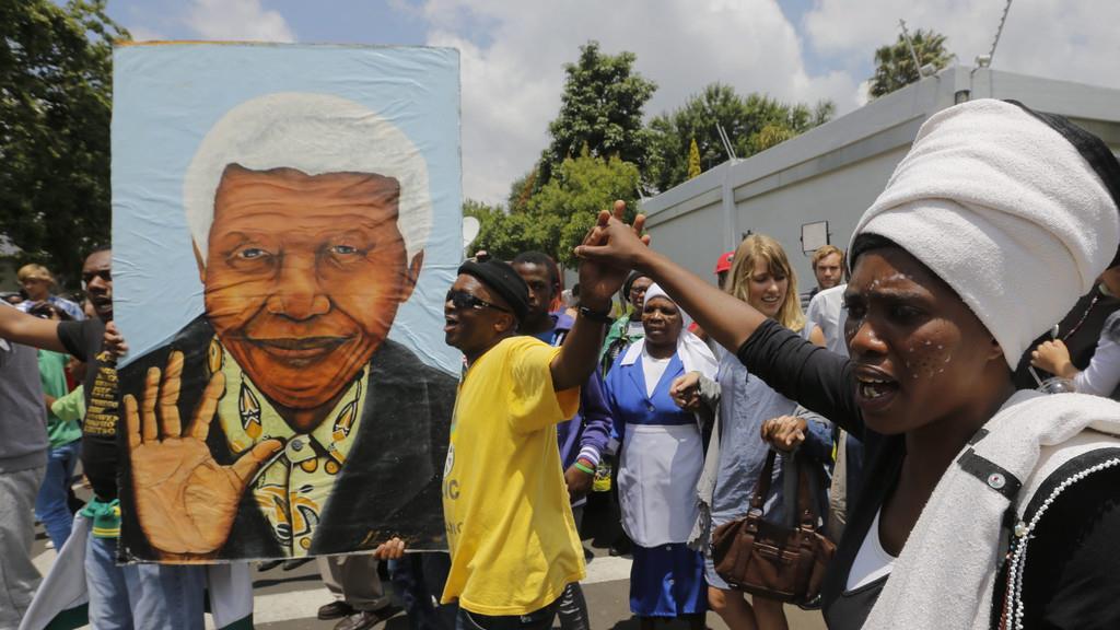 Welt trauert um Nelson Mandela