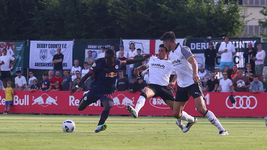 Red Bull Salzburg gegen Derby County