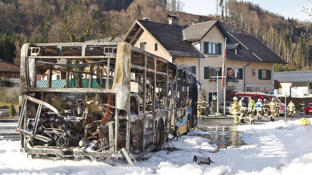 Bus in Fürstenbrunn ausgebrannt