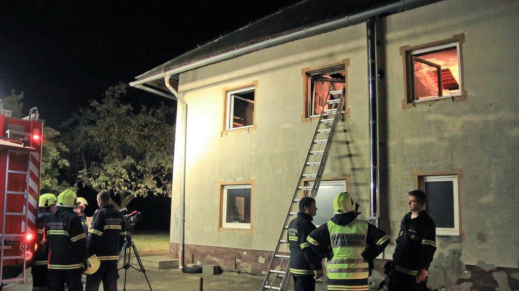 Roitham: Mann von Feuerwehr gerettet
