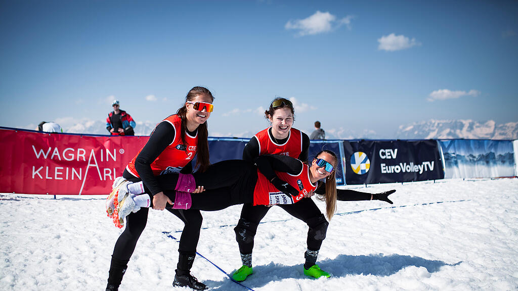 Snow Volleyball Wagrain