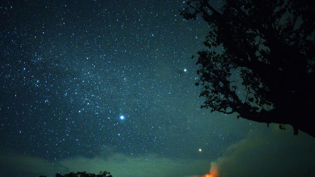 Vulkan Sinabung spuckt Rekordmenge Asche und Gas aus