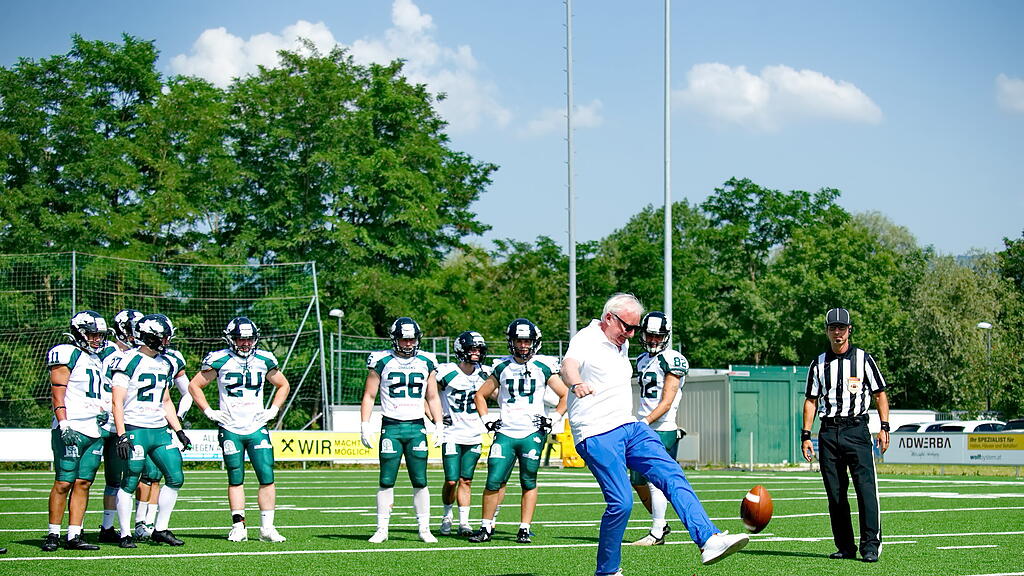 Football: Ducks gegen Dragons 2025
