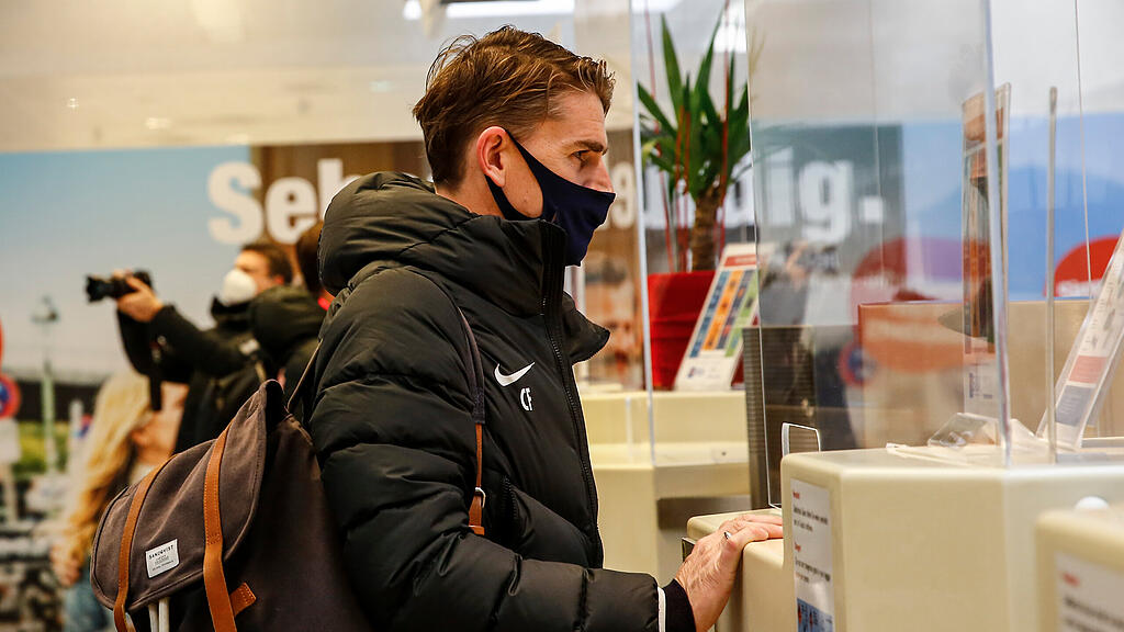 Red Bull Salzburg, Flughafen, Moskau