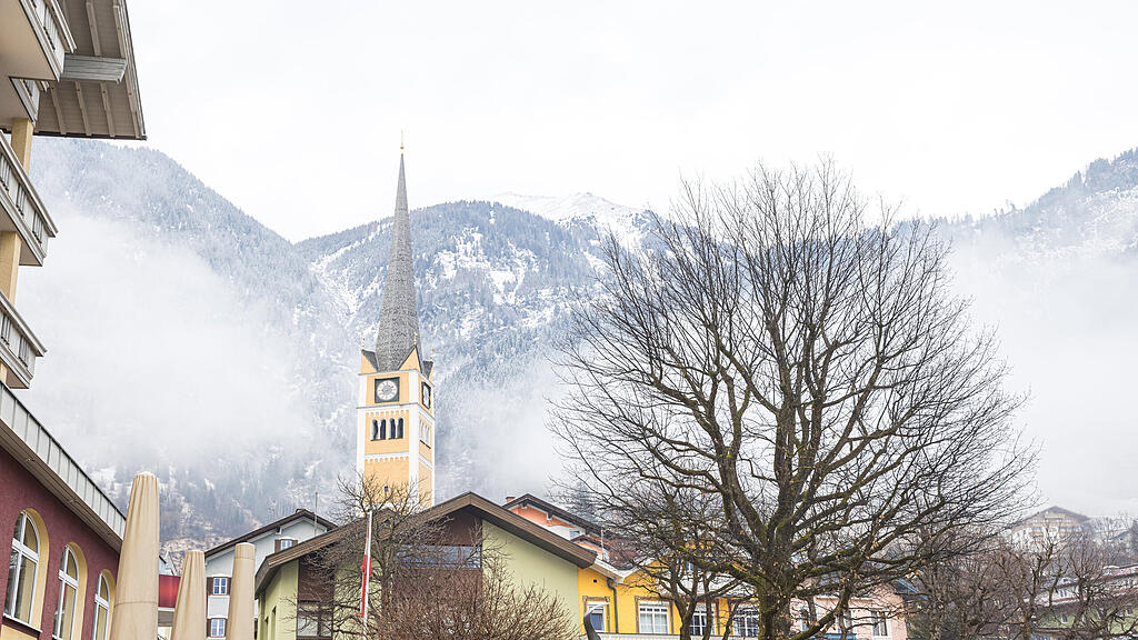 CORONA BEGINN DER AUSFAHRTSBESCHRÄNKUNG FÜR DIE GEMEINDE BAD HOFGASTEIN =(12).jpg