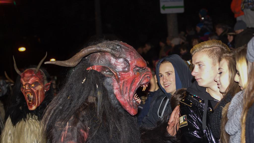 Gnigler Perchtenlauf