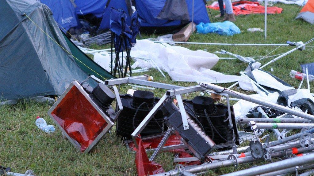 Tragisches Unglück am Salzburgring: Turm stürzt um I