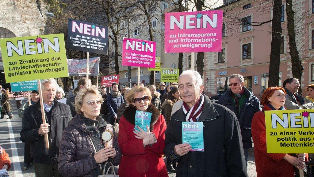 Demo gegen Mönchsberggaragen-Ausbau, II
