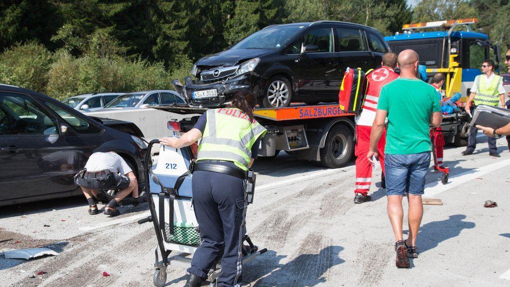 Vier Verletzte bei Unfall mit Wohnmobil I