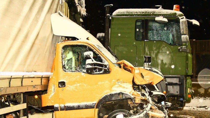 Massencrash auf A1
