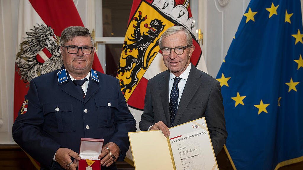 Wasserretter und Wasserretterinnen in Landesresidenz