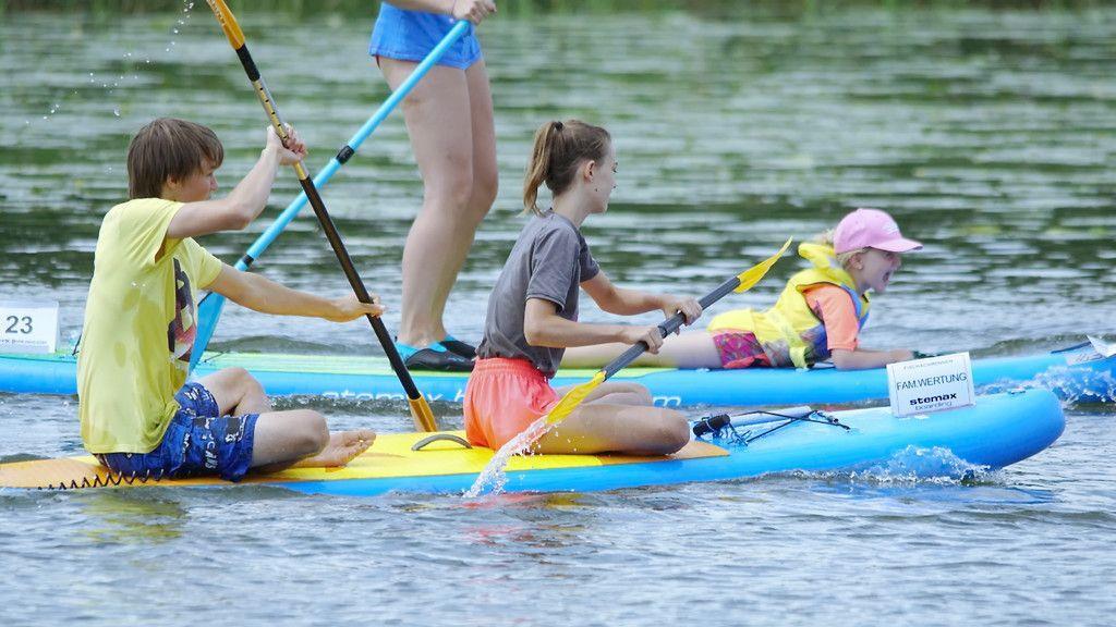 SUP-Rennen am Wallersee