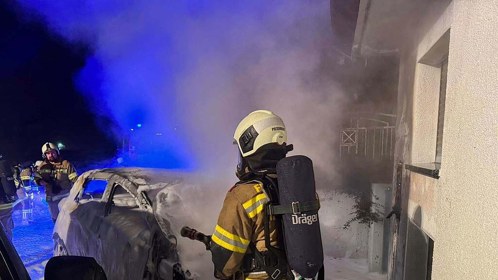 E-Auto in Vollbrand