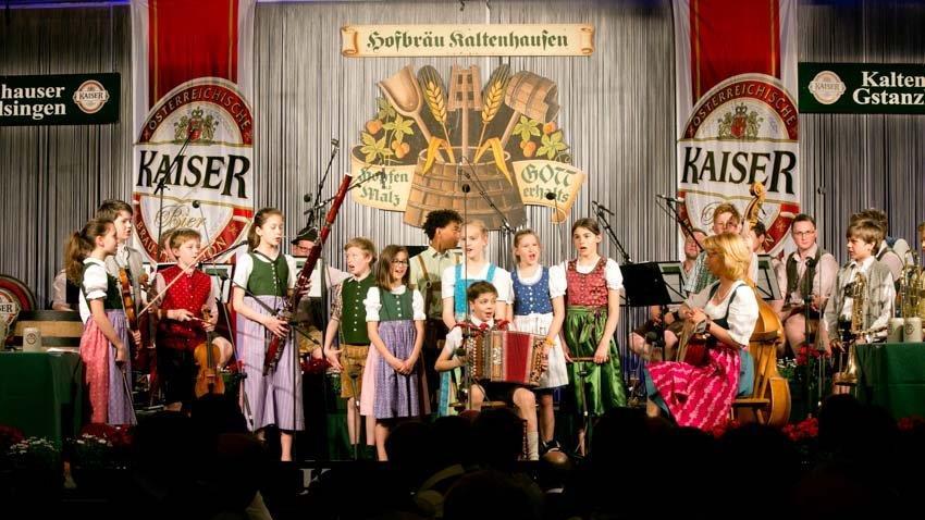 Gstanzlsingen in Brauerei Kaltenhausen