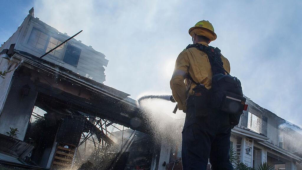 Feuerwehren arbeiten unter Hochdruck