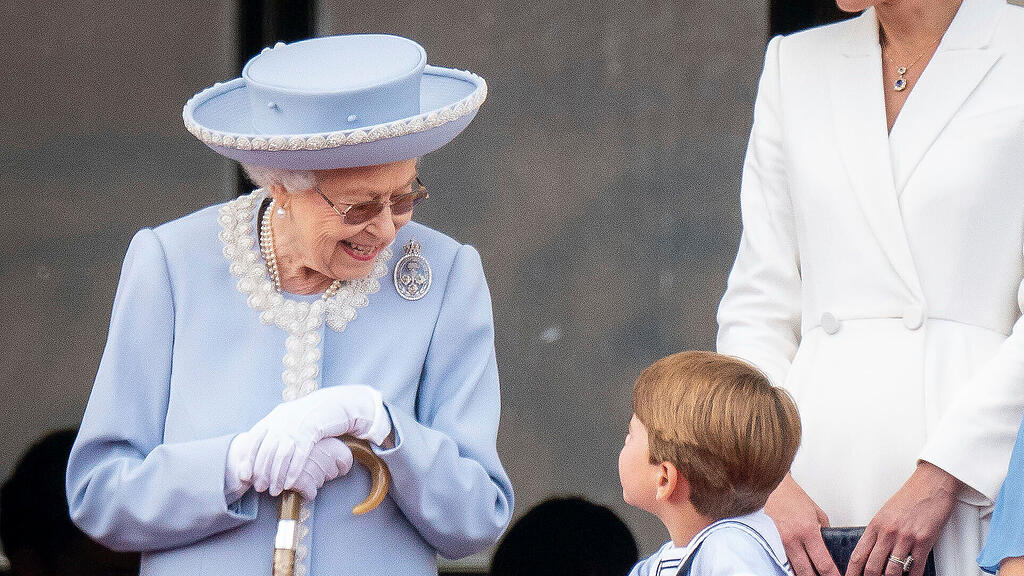 Queen feiert 70 Jahre Thronjubil\u00e4um