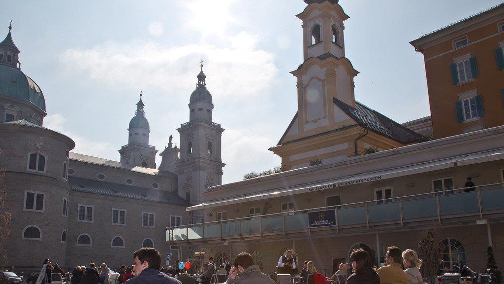 Café Glockenspiel wieder eröffnet