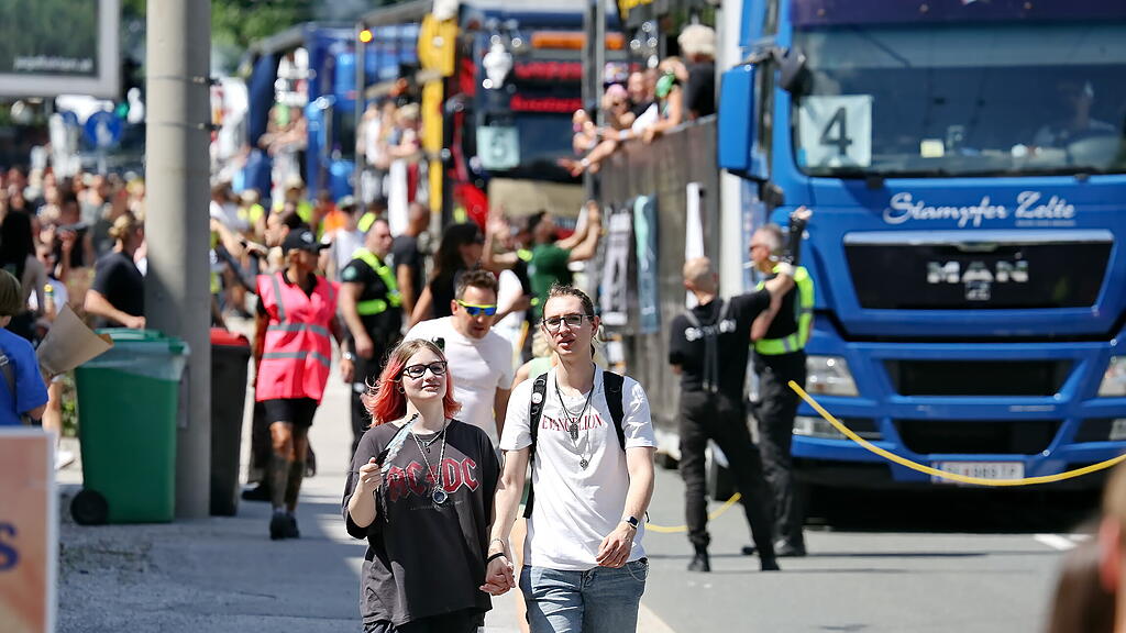 Unite Parade II