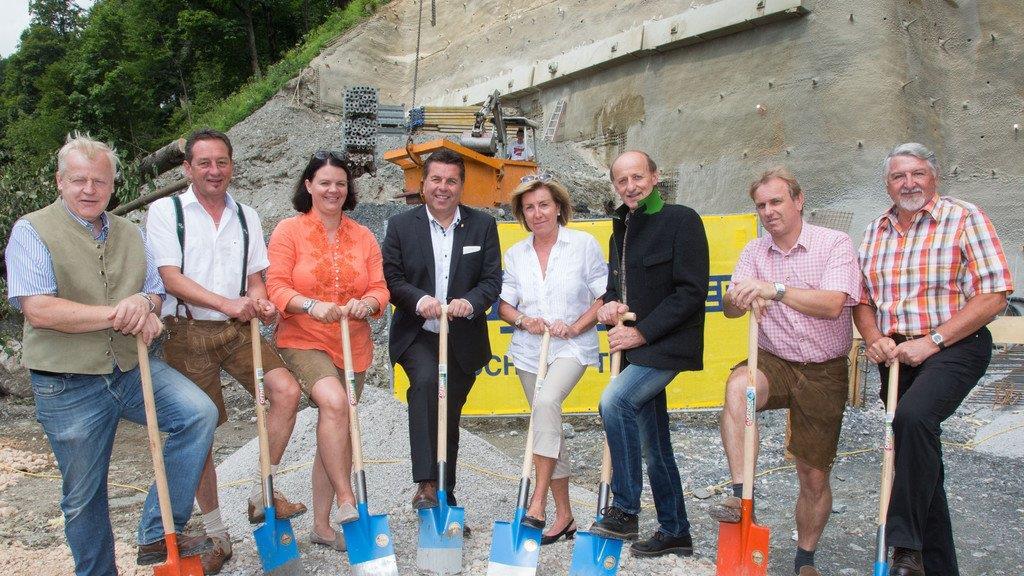 Spatenstich für Mitarbeiterheim Reiterkogel