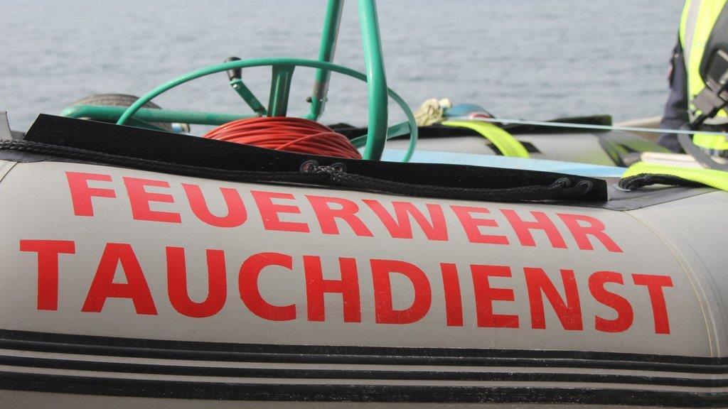 Suchaktion im Attersee