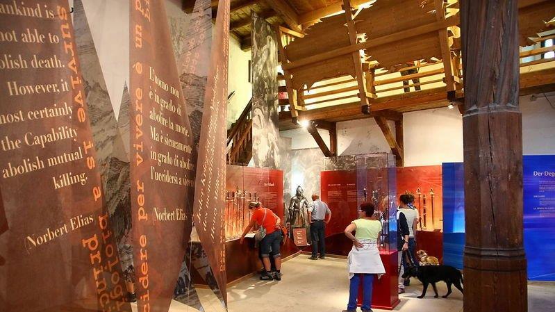 Falkenshow auf Burg Hohenwerfen