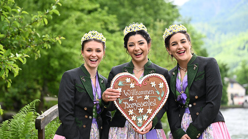 65. NARZISSENFEST IM AUSSEERLAND / FOTOTERMIN DER HOHEITEN