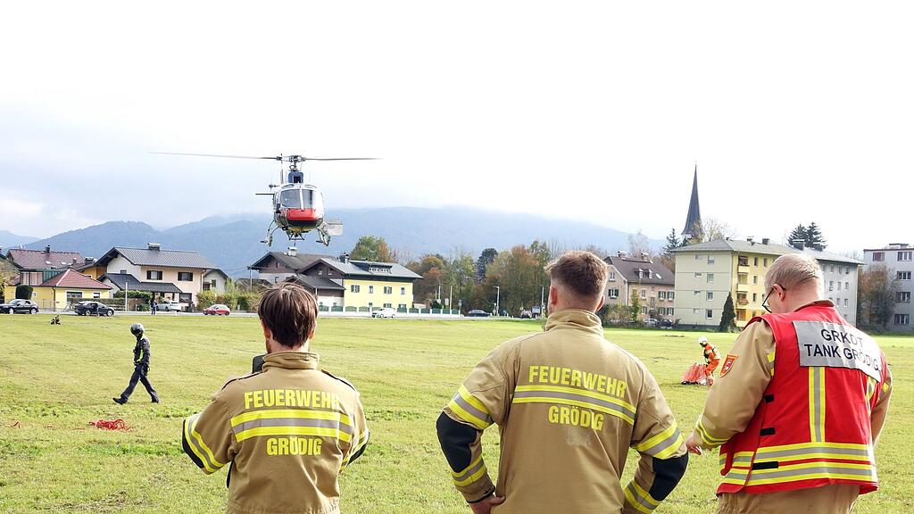20241019fmt_WaldbranduebungGrodig_ex_24.JPG