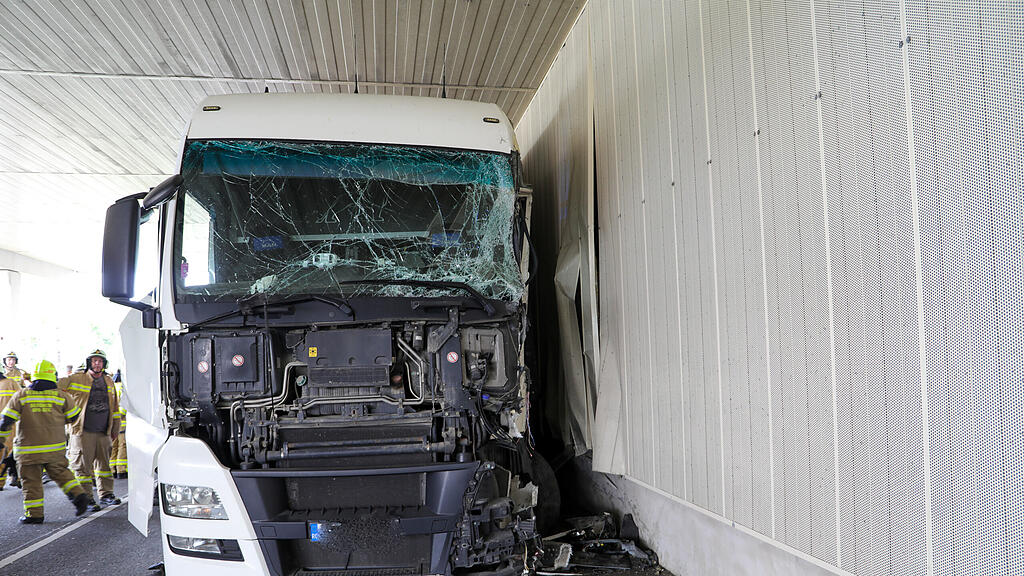 Schwerer Lkw-Unfall in Bergheim