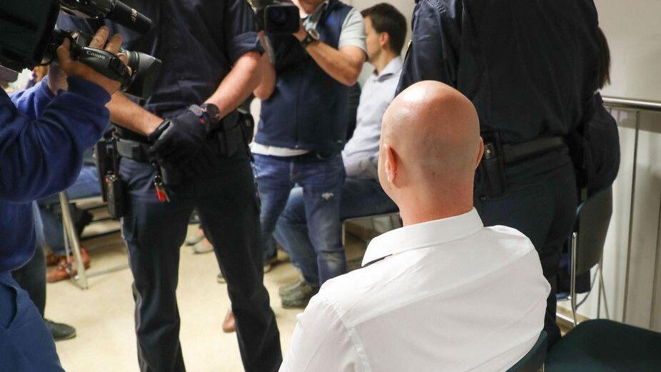 Mordprozess im Fall Roland K.: Bilder aus dem Gericht I