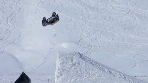 Guerlain Chicherit landete ersten Backflip mit einem Auto.