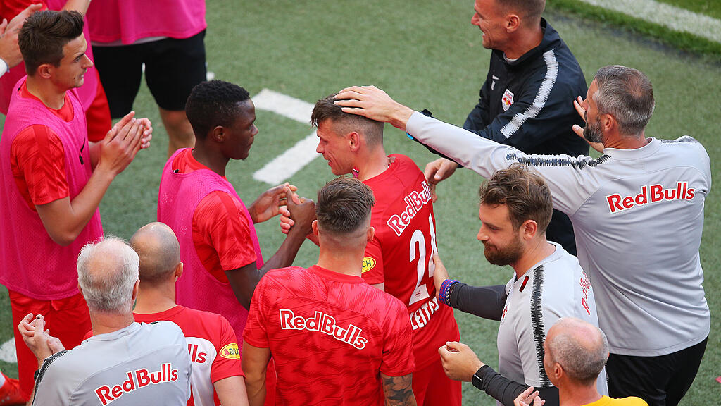 Red Bull Salzburg, SKN St. Pölten