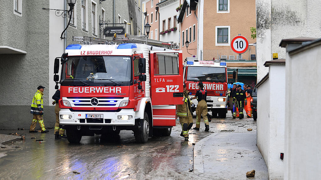 Aufraumarbeiten in Hallein