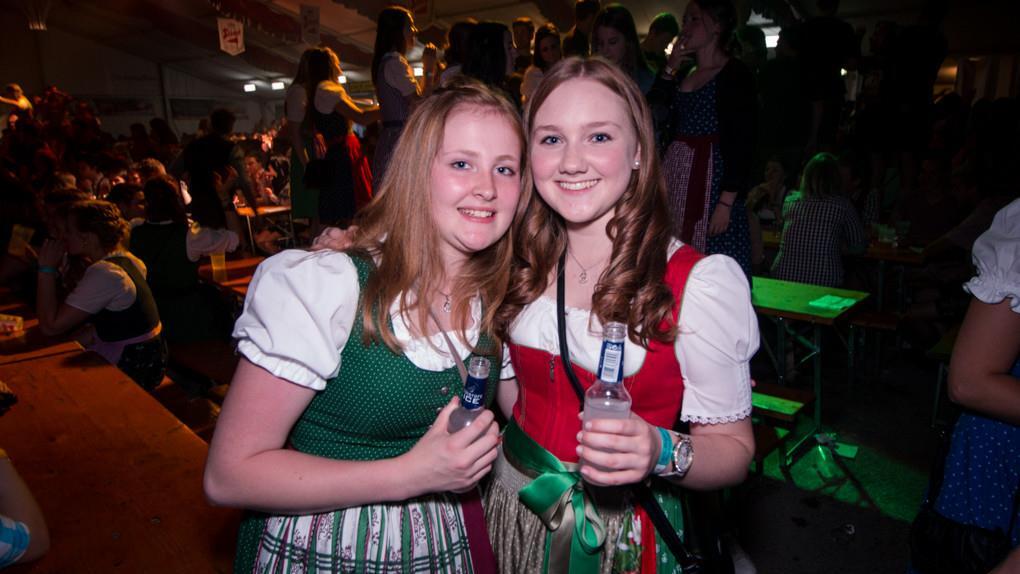 10. Sagler Bierzelt I