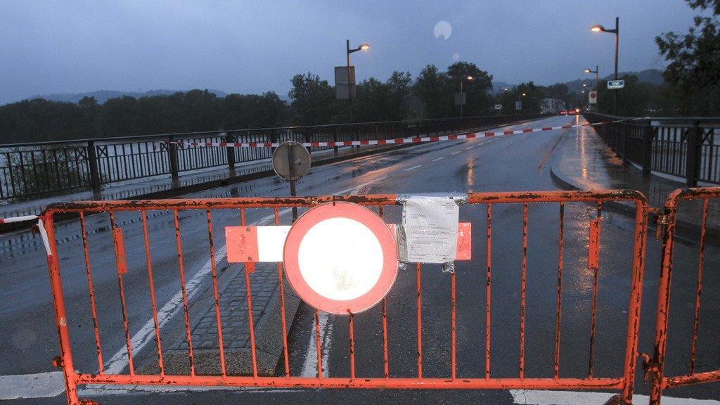 Innbrücke in Braunau gesperrt