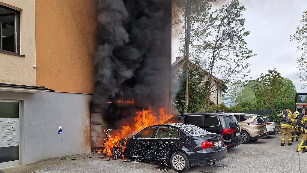 Fahrzeugbrand in Bergheim